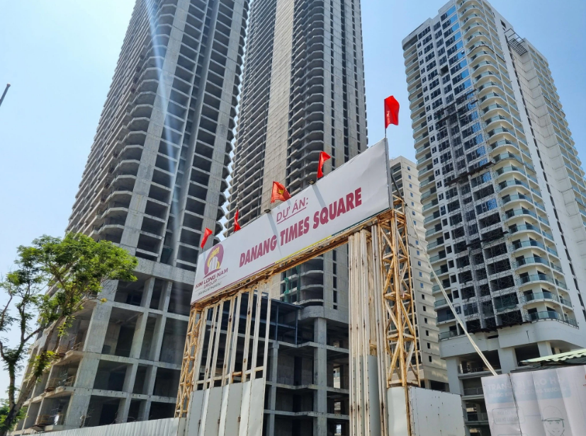 Thi công bãi đỗ xe thông minh tại Đà Nẵng - Đà Nẵng Time Square
