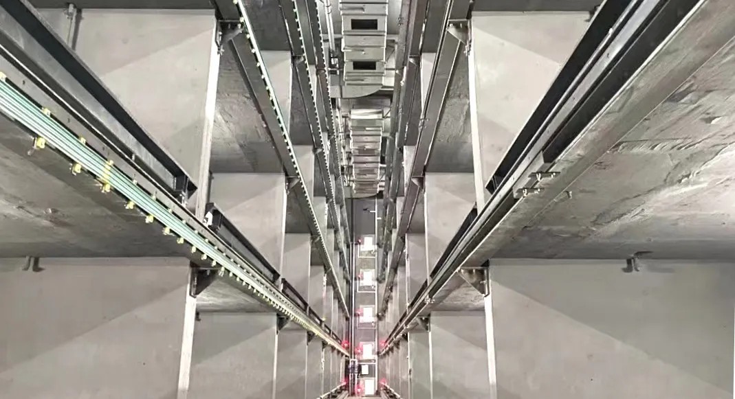 robot-do-xe-thong-minh-AGV